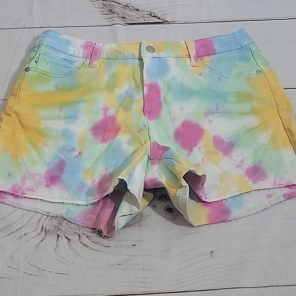 JUDY Blue Pastel Tie Dye Cutoff Shorts size Large Raw Hem Frayed